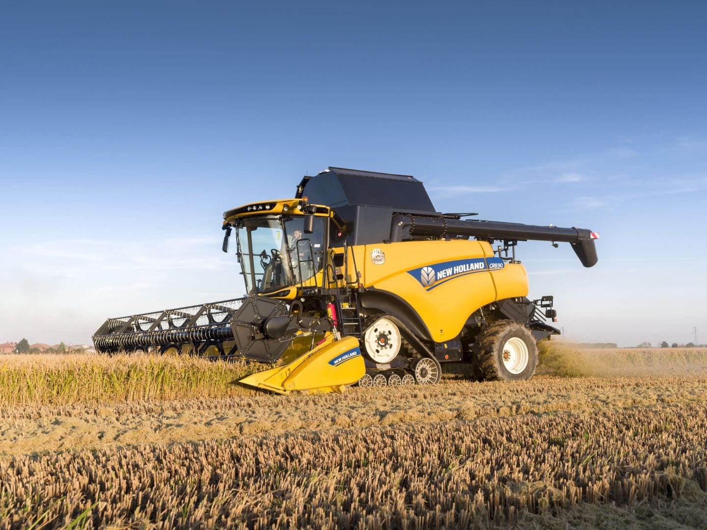 New Holland CR8.90 Combine Harvesters at C&O Tractors