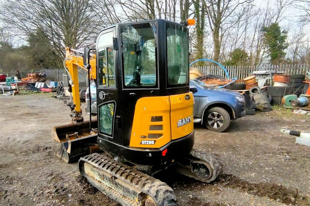 SANY SY26U MINI EXCAVATOR - Image 2