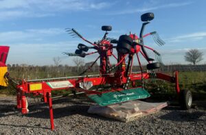 KVERNELAND 9472C