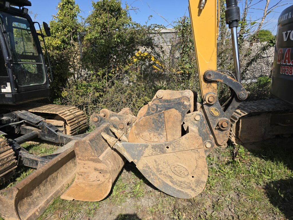 SANY SY155U EXCAVATOR - Image 8