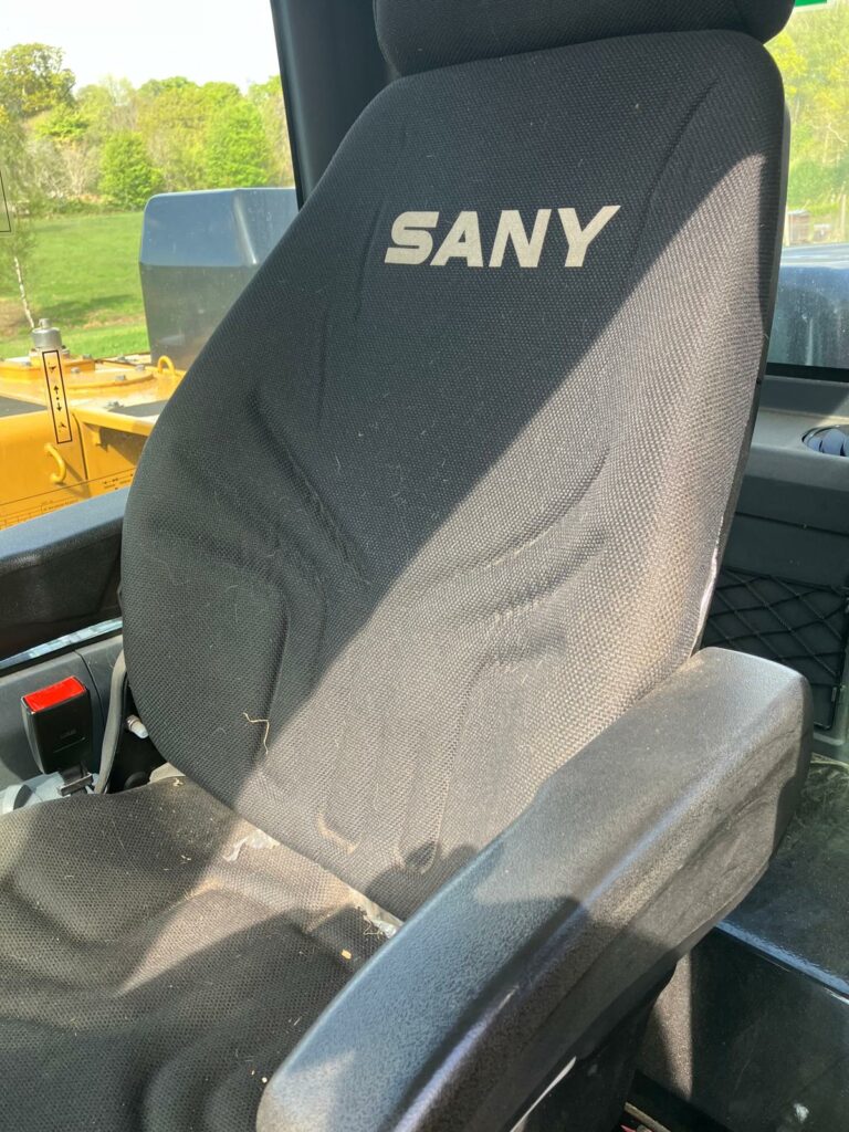 SANY SY135C EXCAVATOR - Image 6